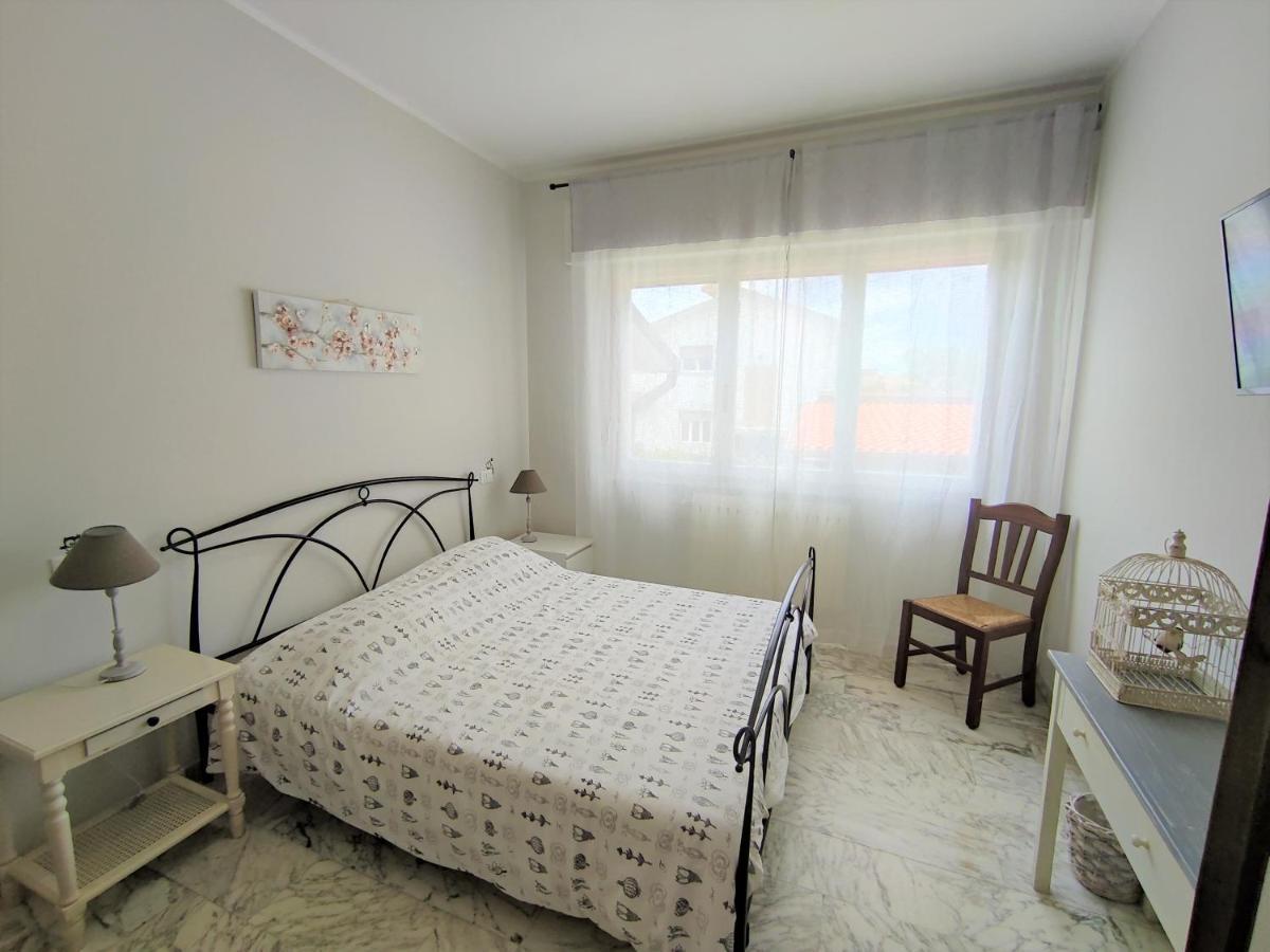 Bed and Breakfast La Mimosa Chic Pietrasanta Esterno foto