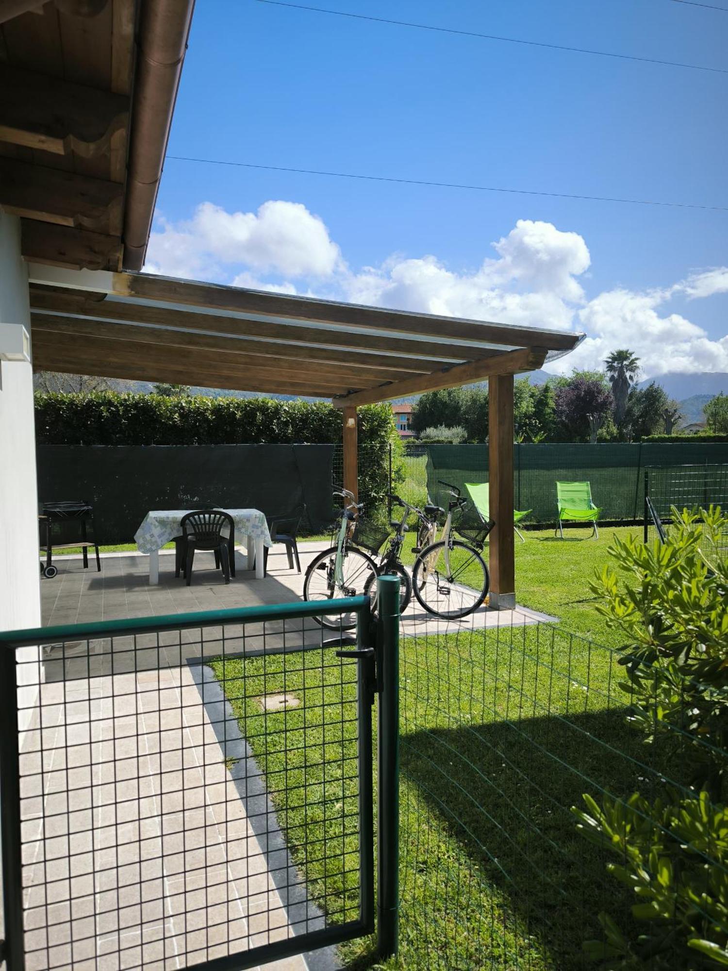 Bed and Breakfast La Mimosa Chic Pietrasanta Esterno foto