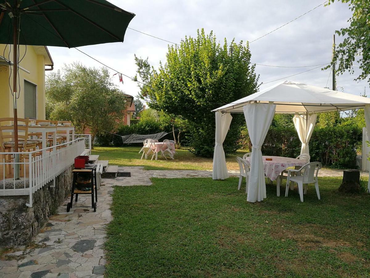Bed and Breakfast La Mimosa Chic Pietrasanta Esterno foto