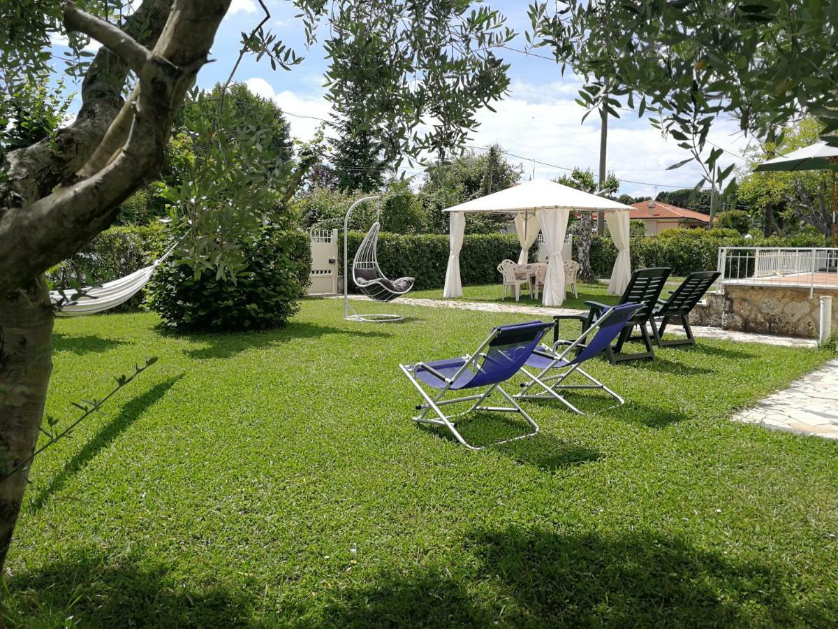 Bed and Breakfast La Mimosa Chic Pietrasanta Esterno foto